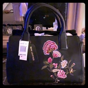 Jaz Couture Bag leather black Flowers.